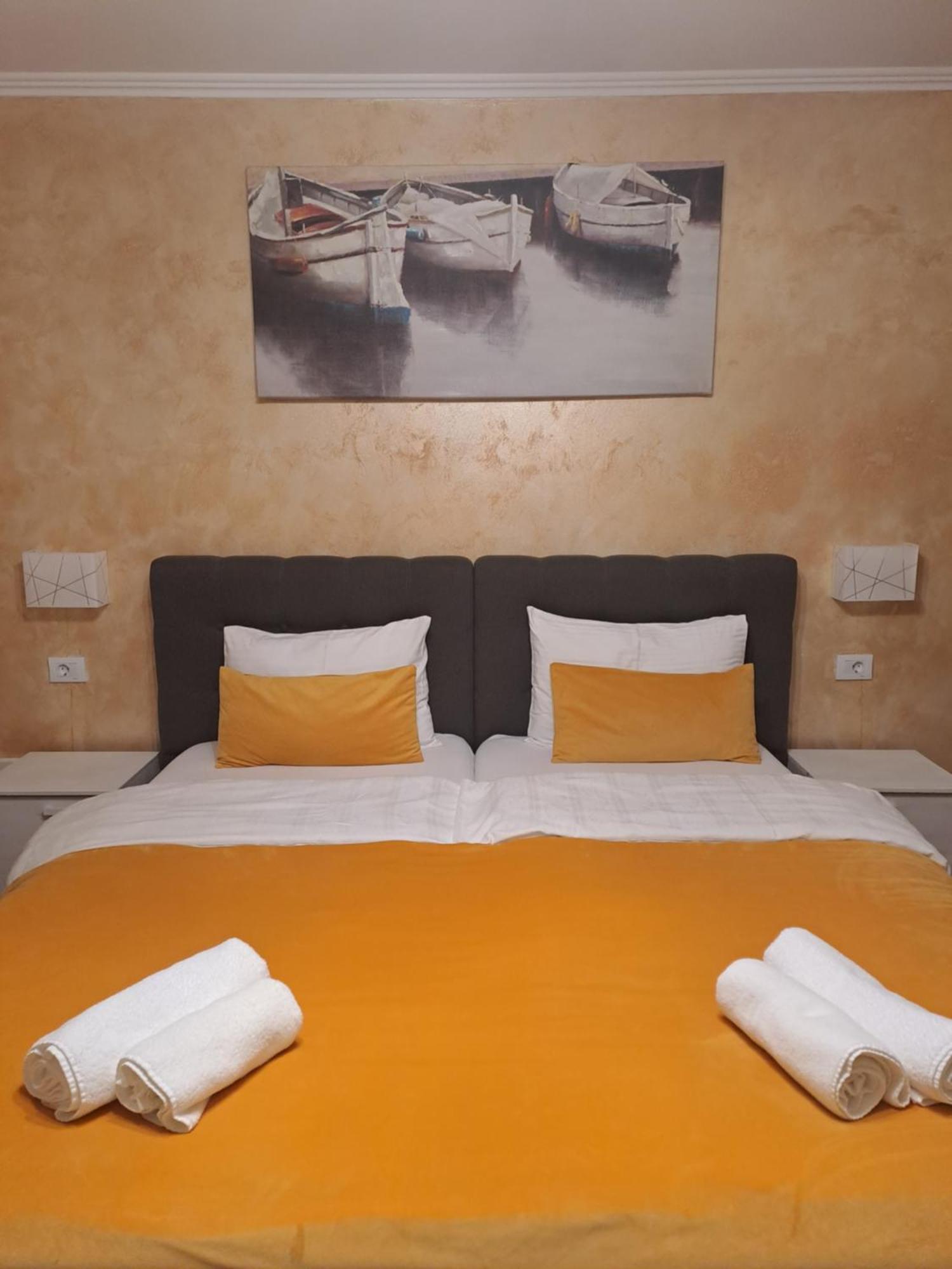 Alexander House Hotel Deva Buitenkant foto